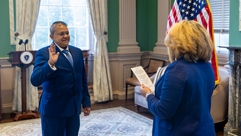 Cindy Mack takes an oath of office