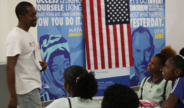 Paulo Borges teaching in Cabo Verde