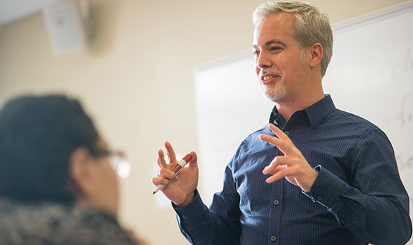 Dr. Matt Bell teaching class